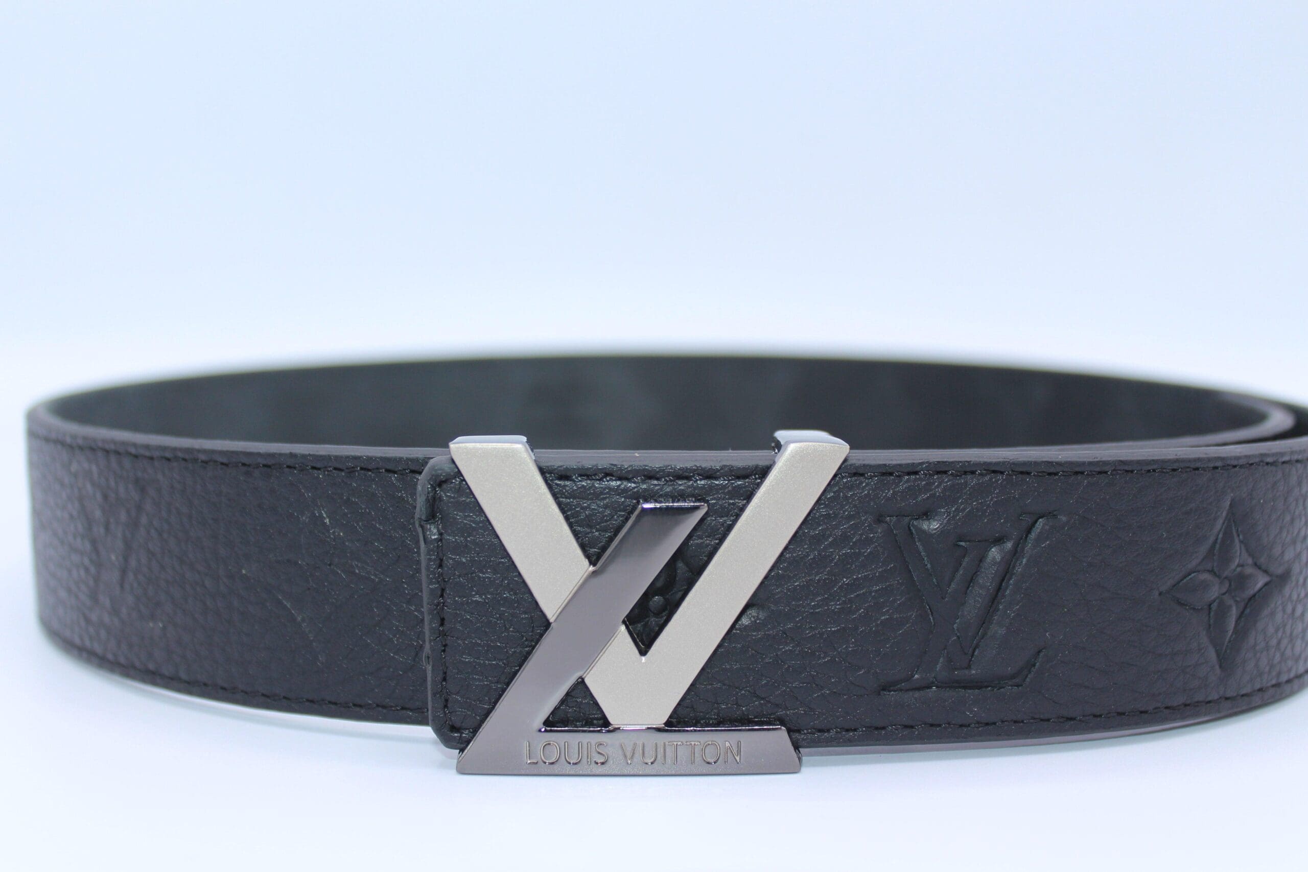 New Buckle Black Leather Belt